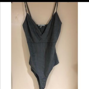 Women’s xs Bodysuit